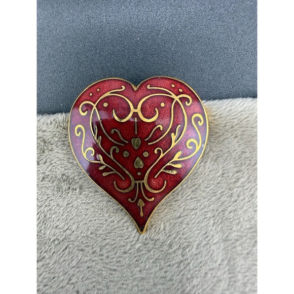 Metropolitan Museum of Art Jewelry - Vintage MMA Brooch Enamel Heart Red